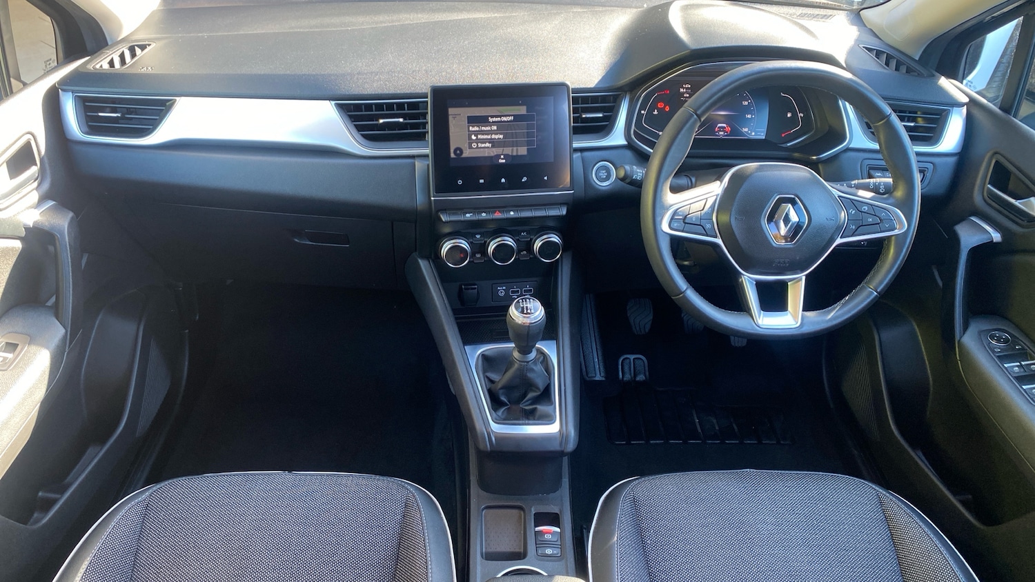 Used Renault Captur 2022 for sale - 76134377: Photo 11