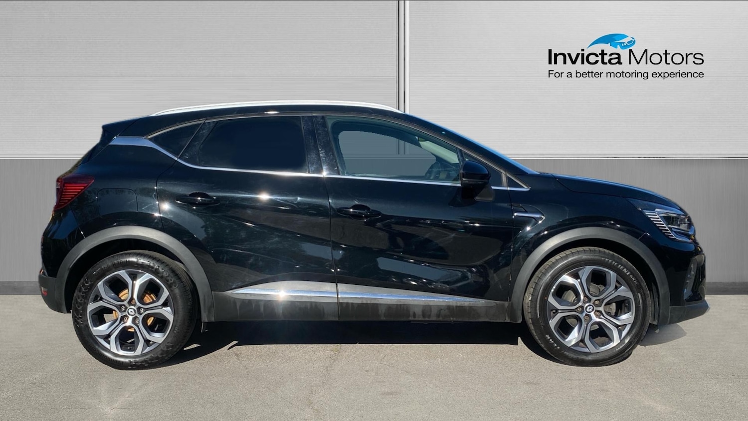 Used Renault Captur 2022 for sale - 76134377: Photo 2