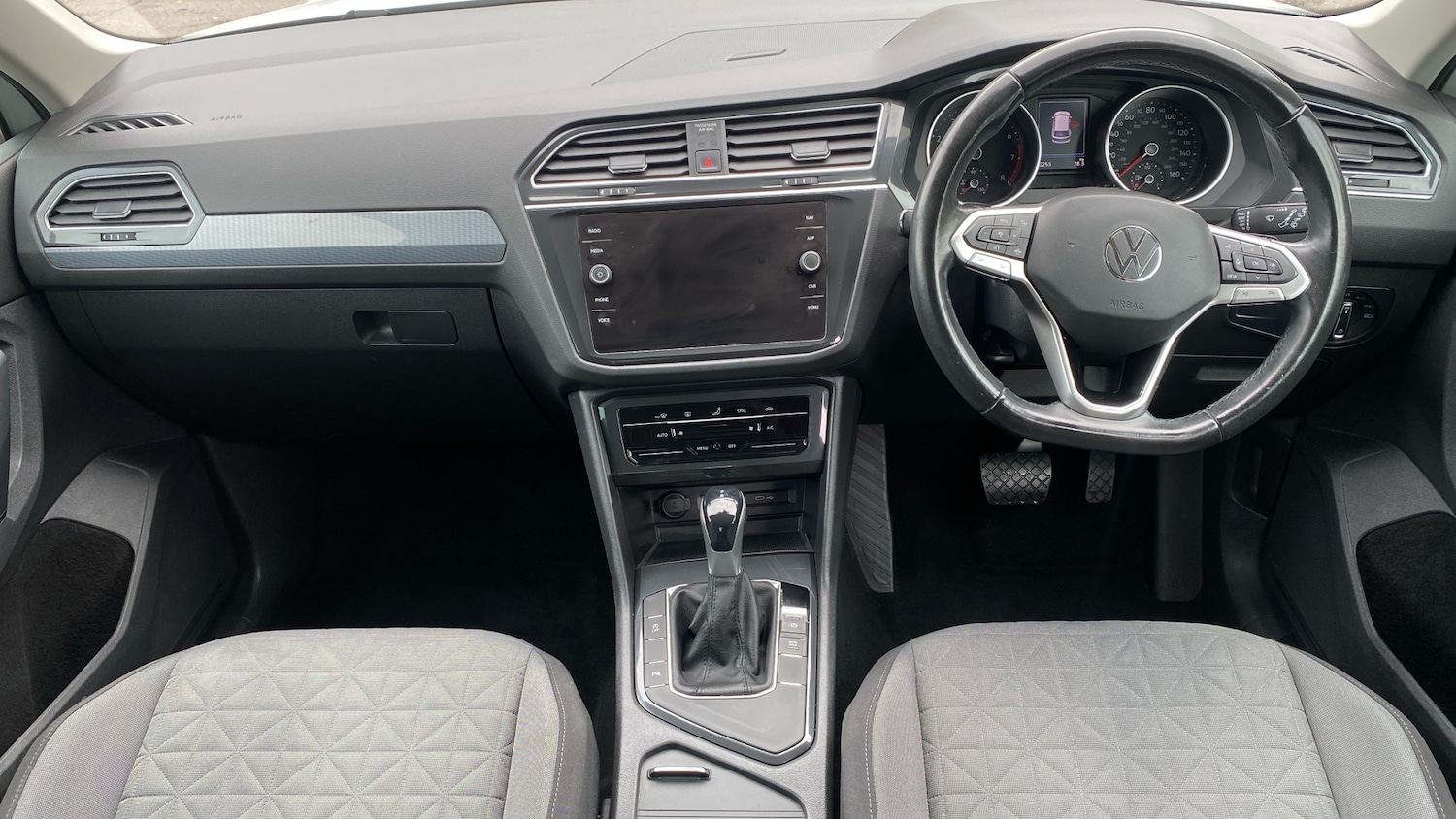 Used Volkswagen Tiguan 2021 for sale - 75706171: Photo 11