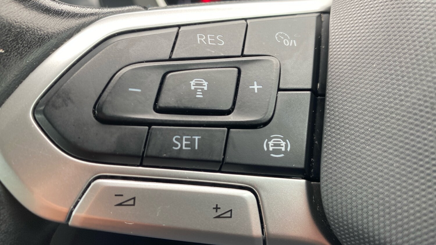 Used Volkswagen Tiguan 2021 for sale - 75706171: Photo 24