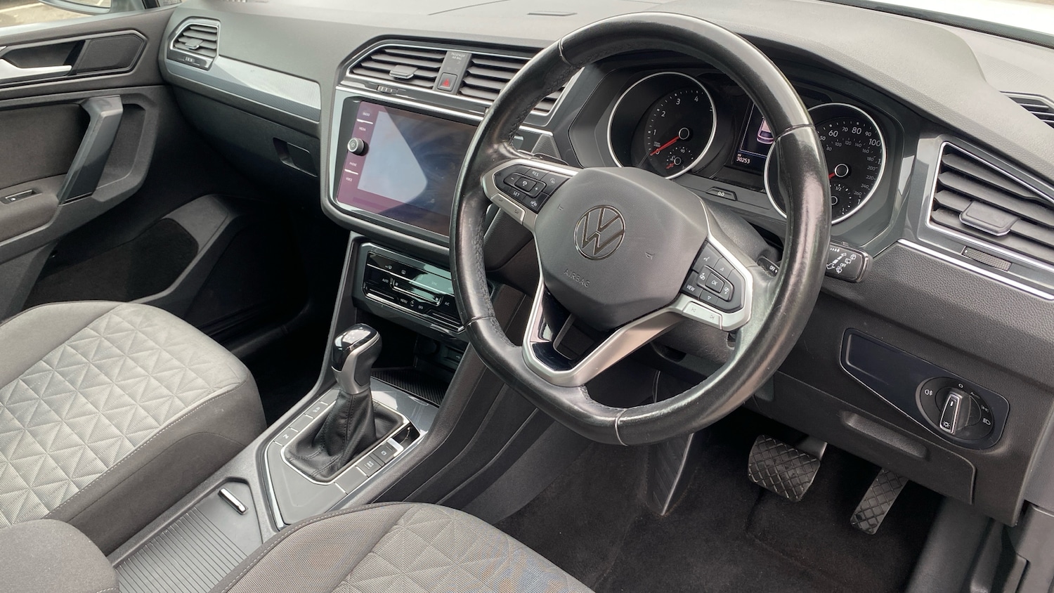Used Volkswagen Tiguan 2021 for sale - 75706171: Photo 9