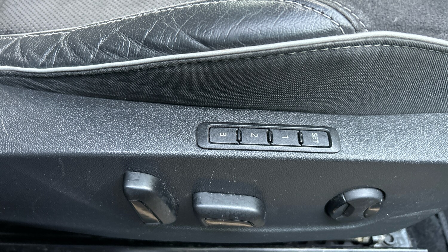 Used Skoda Enyaq 2021 for sale - 77494656: Photo 25