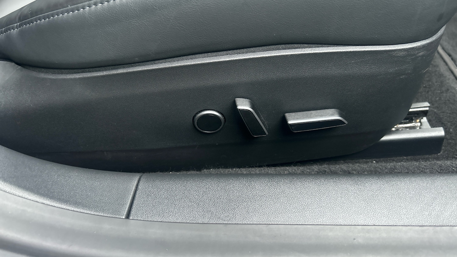 Used Tesla Model 3 2021 for sale - 77837117: Photo 25