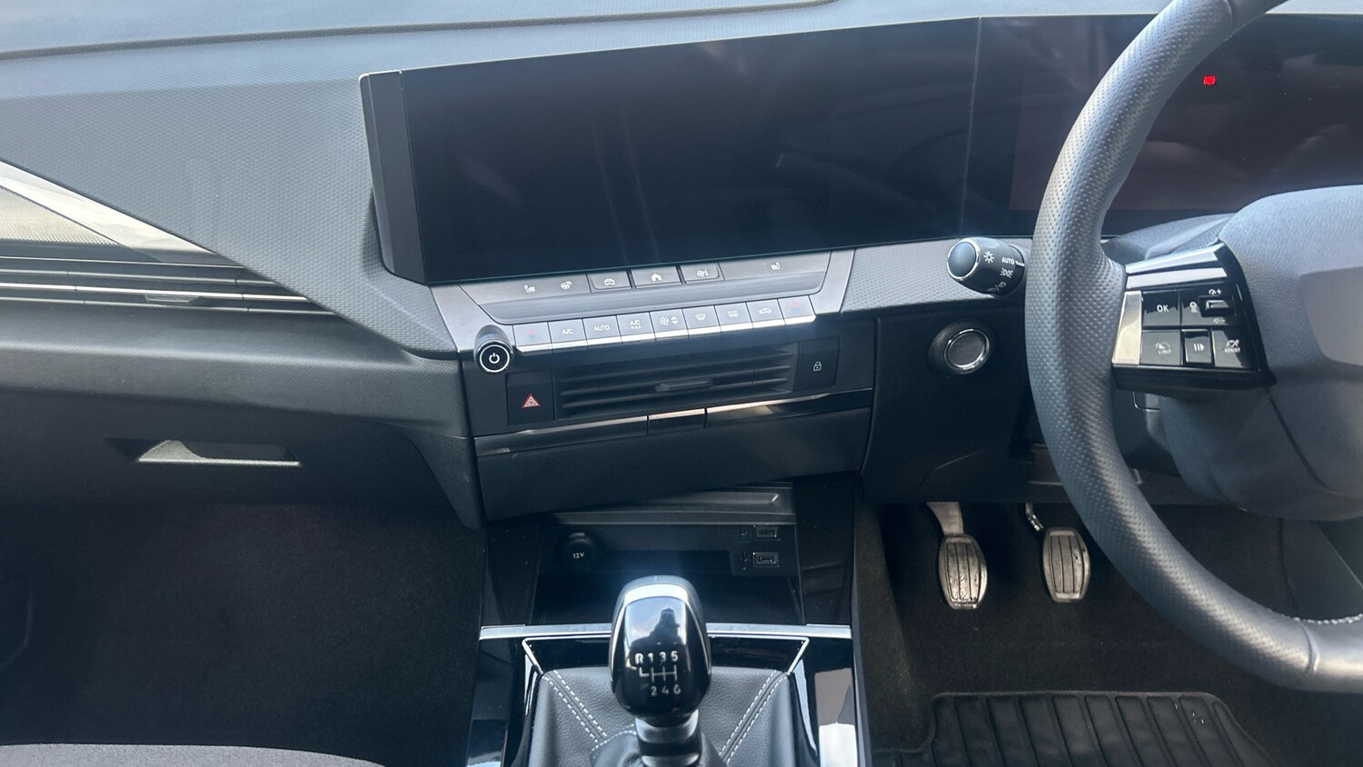 Used Vauxhall Astra 2024 for sale - 77038787: Photo 12