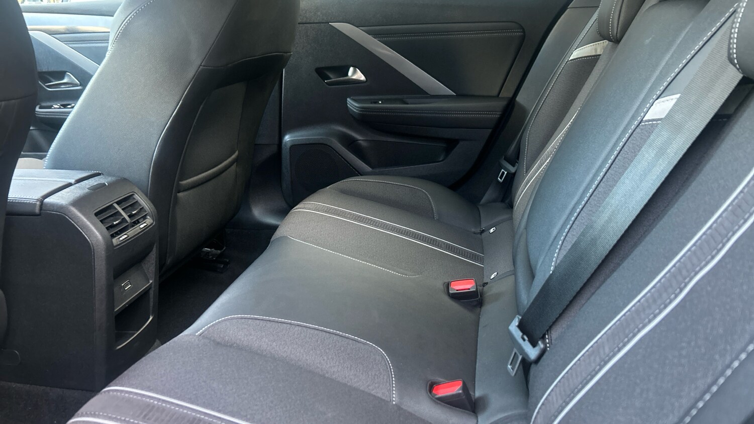 Used Vauxhall Astra 2024 for sale - 77038787: Photo 14