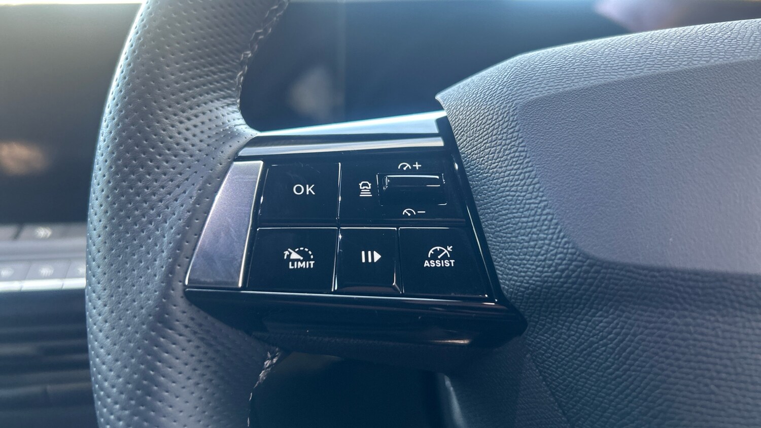 Used Vauxhall Astra 2024 for sale - 77038787: Photo 24