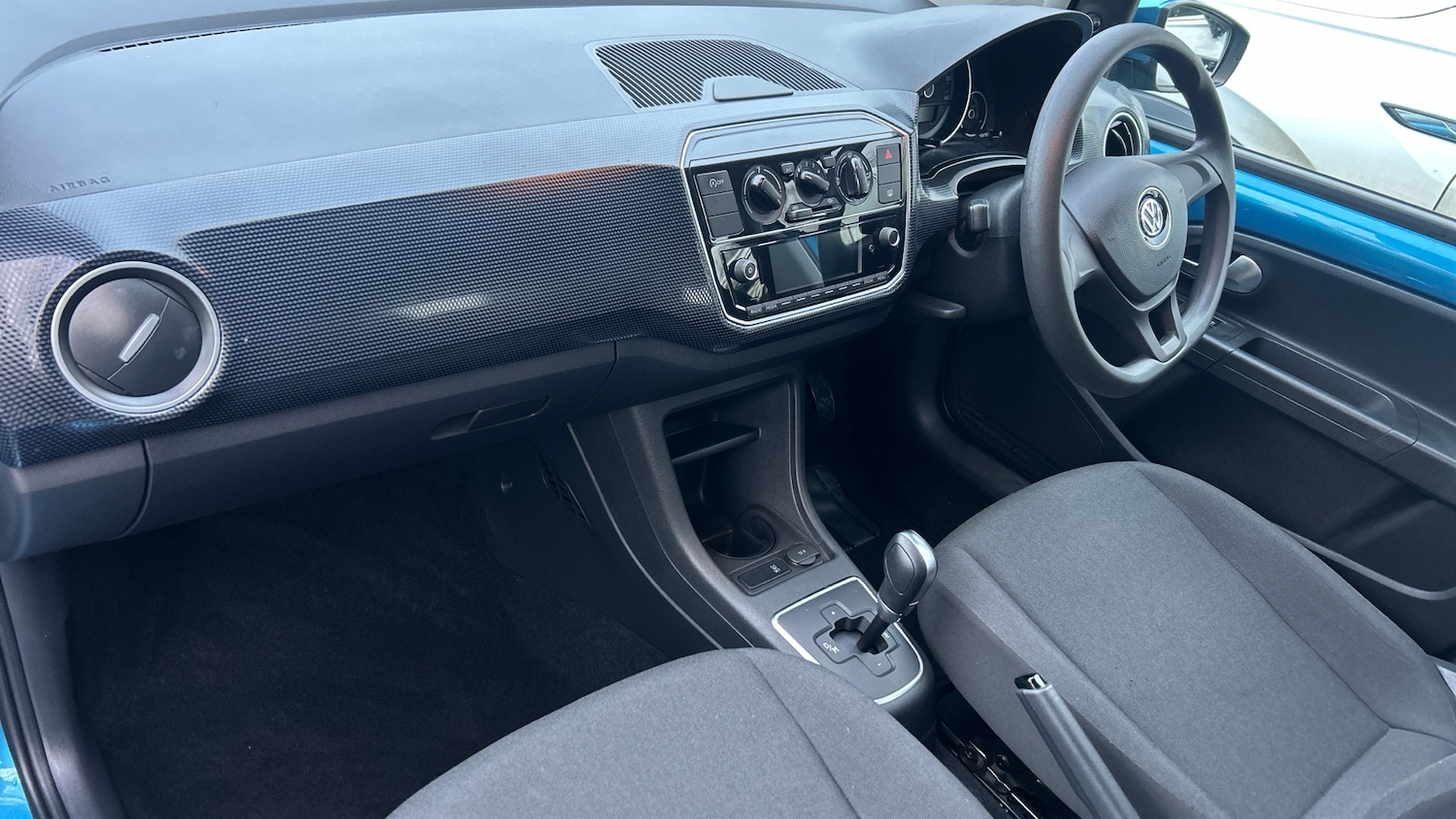 Used Volkswagen up! 2018 for sale - 77643517: Photo 10