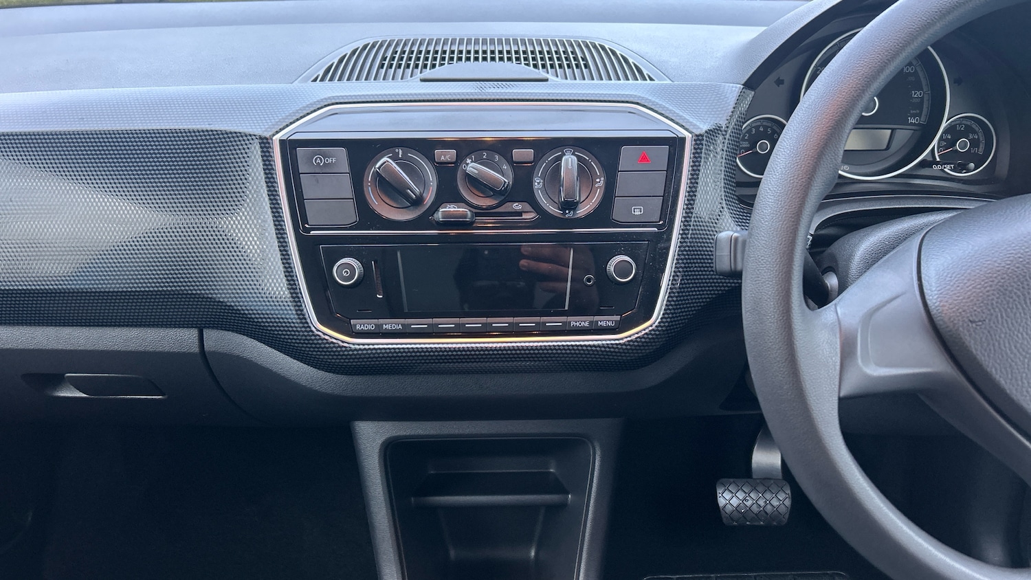 Used Volkswagen up! 2018 for sale - 77643517: Photo 12