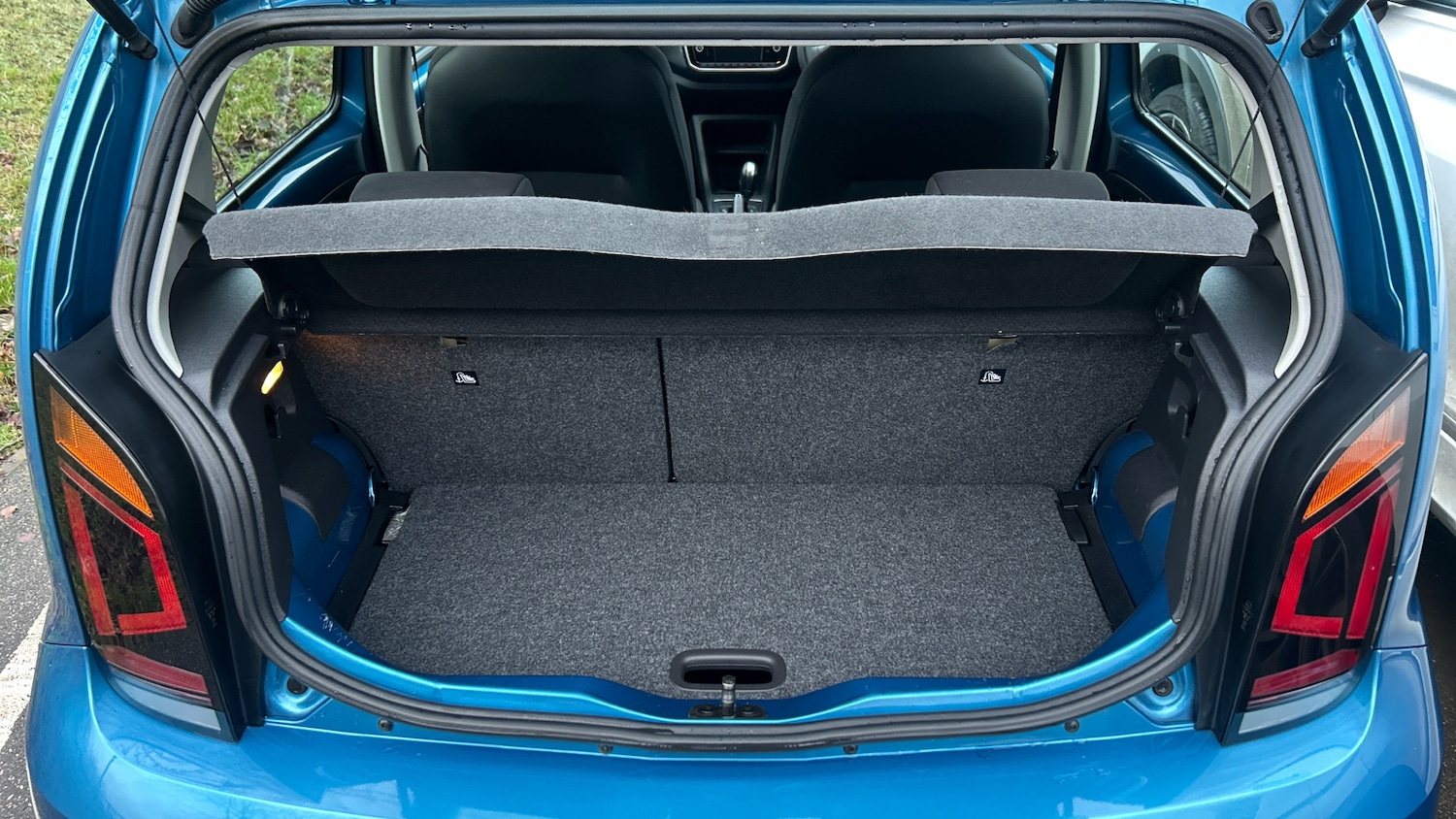 Used Volkswagen up! 2018 for sale - 77643517: Photo 15