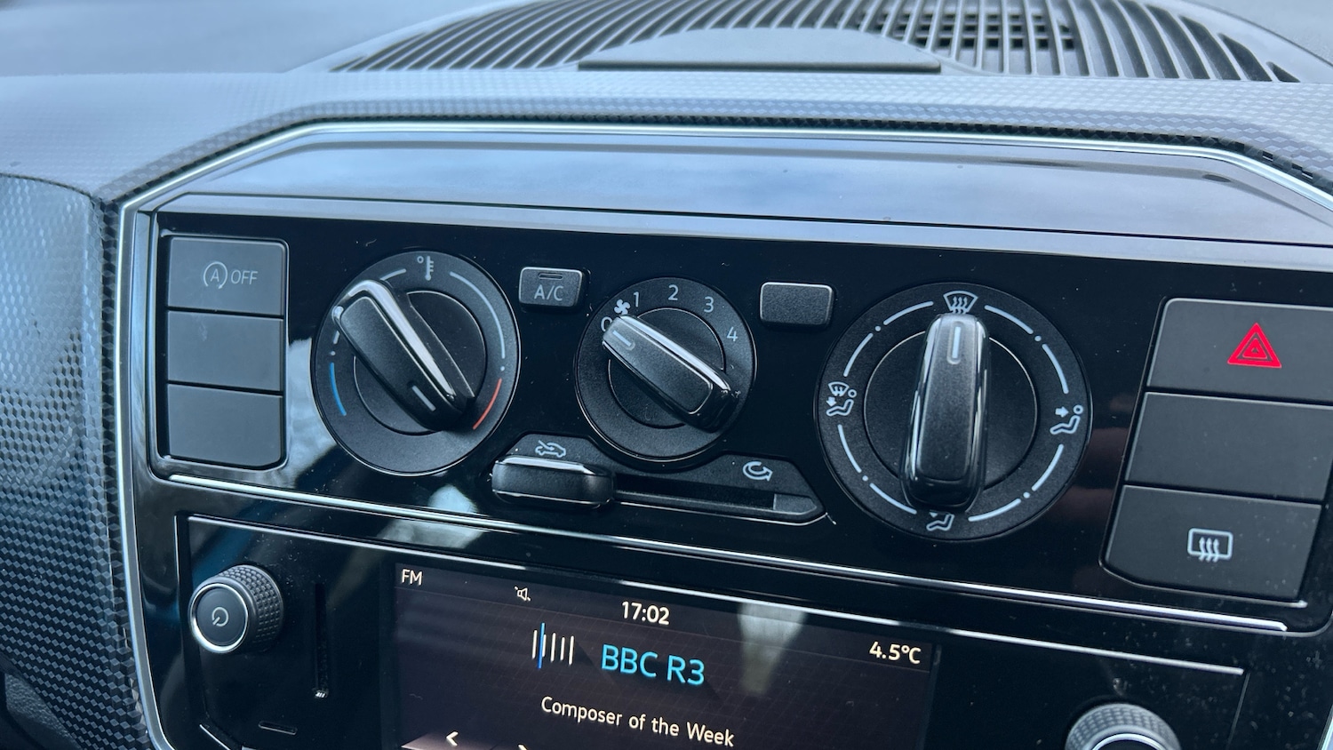 Used Volkswagen up! 2018 for sale - 77643517: Photo 23