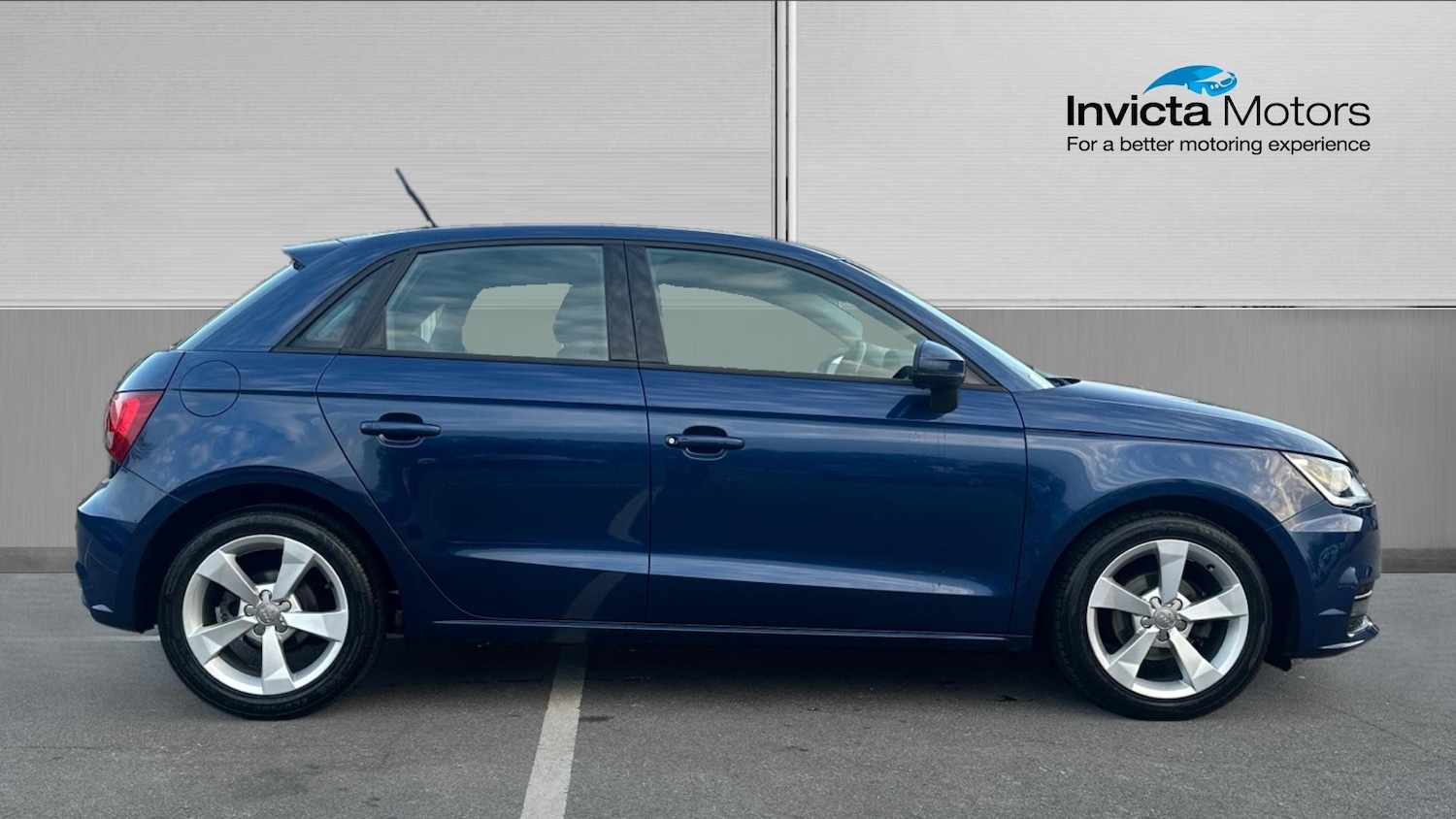 Used Audi A1 2017 for sale - 75694935: Photo 2