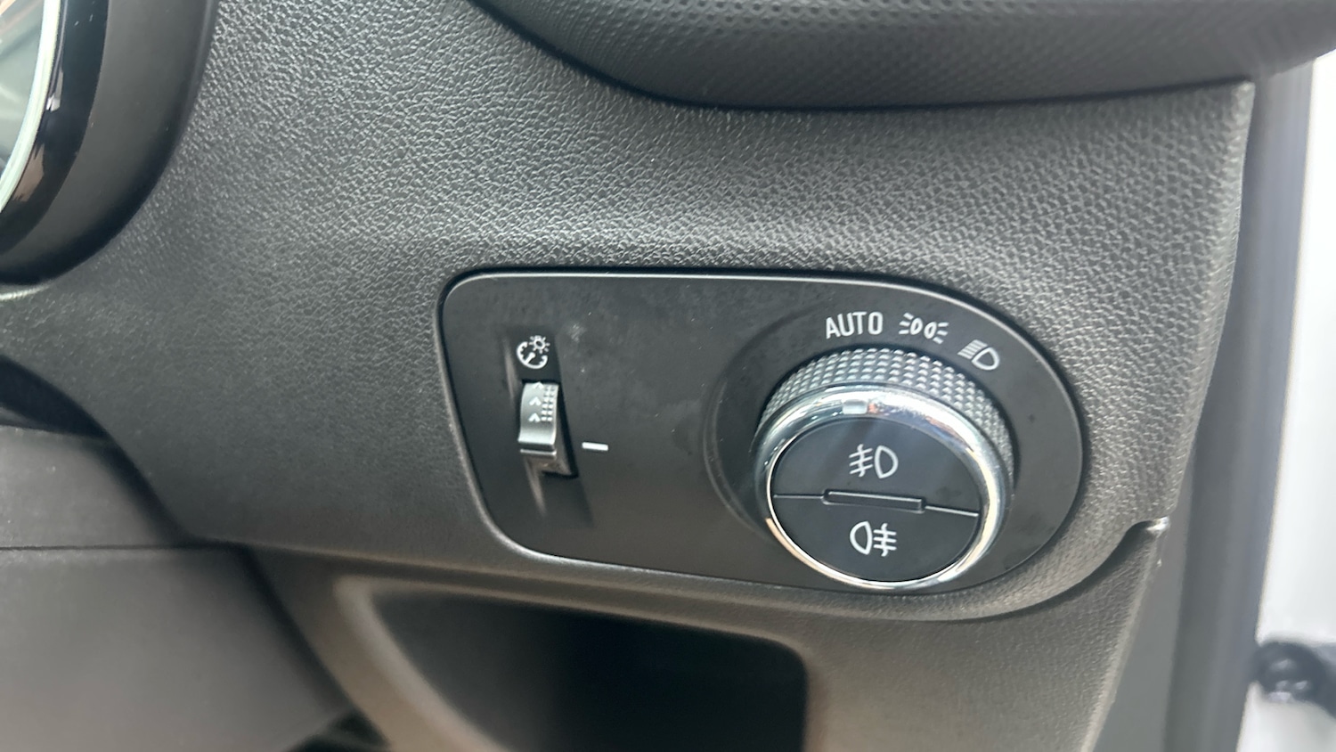 Used Vauxhall Crossland 2022 for sale - 76951282: Photo 22