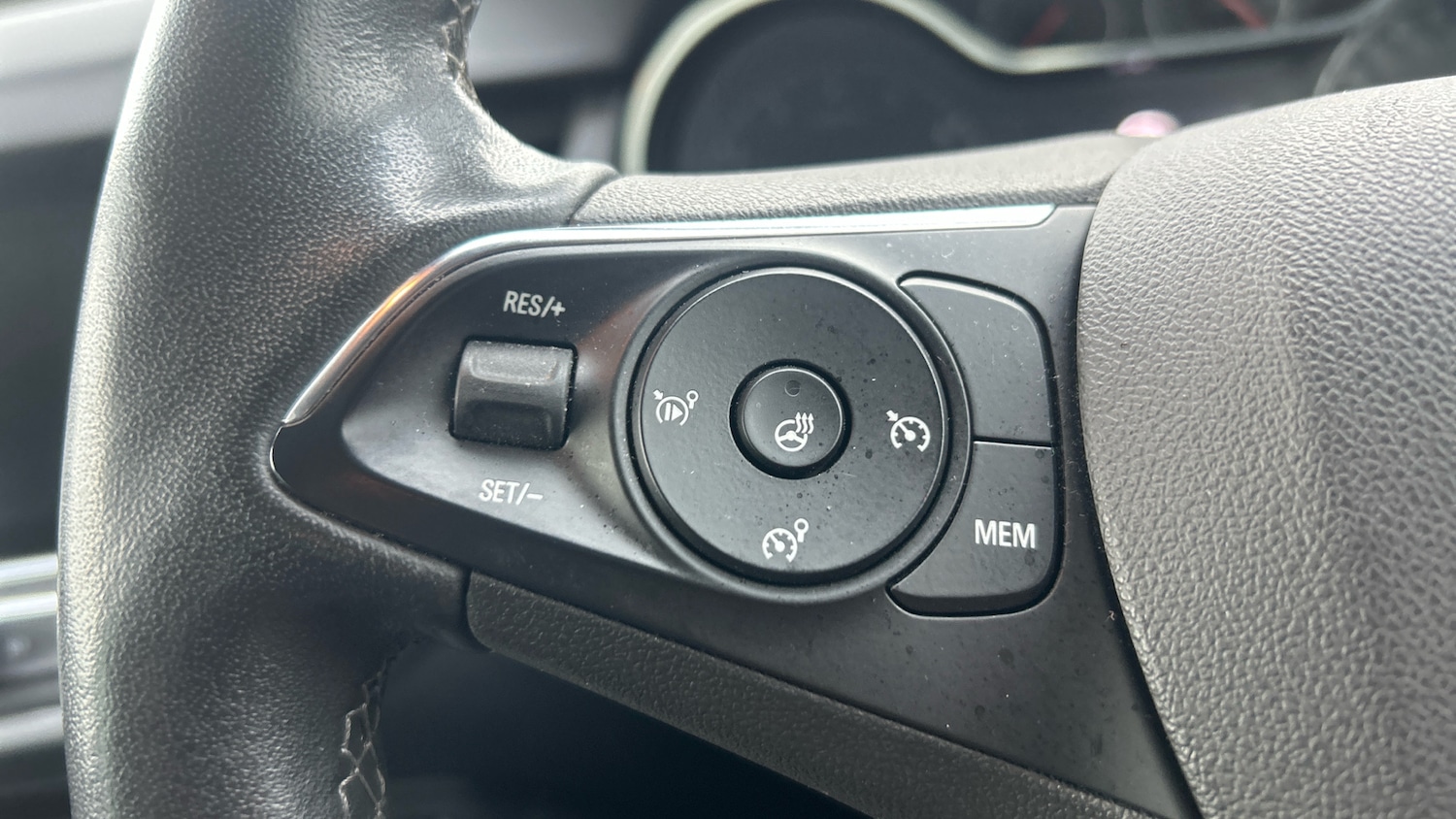 Used Vauxhall Crossland 2022 for sale - 76951282: Photo 24