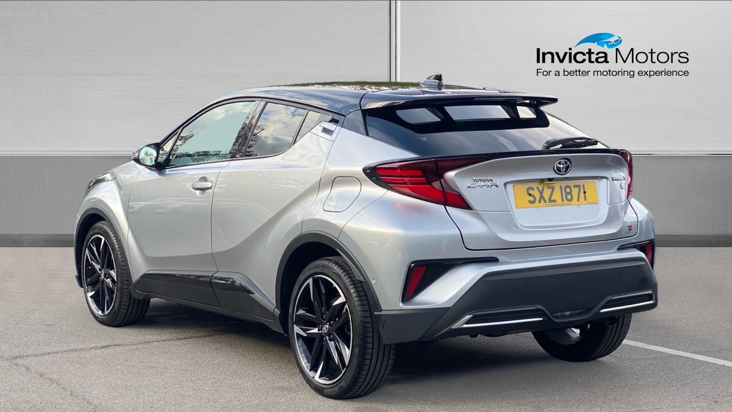 Used Toyota C-HR 2023 for sale - 76030170: Photo 5