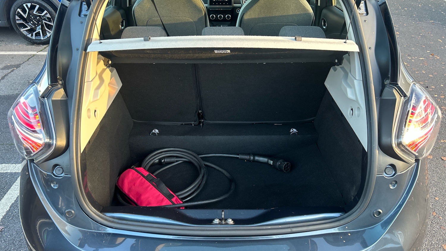 Used Renault Zoe 2021 for sale - 76784920: Photo 15