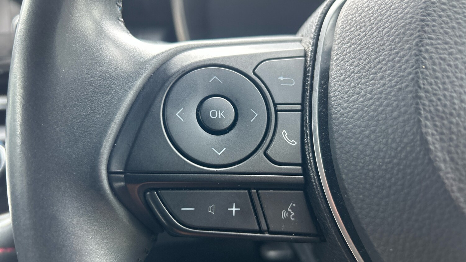 Used Toyota Corolla 2019 for sale - 77385137: Photo 24