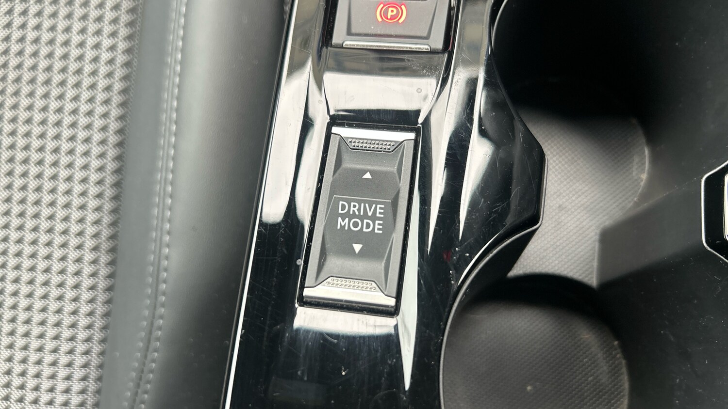 Used Peugeot 2008 2022 for sale - 77065537: Photo 25