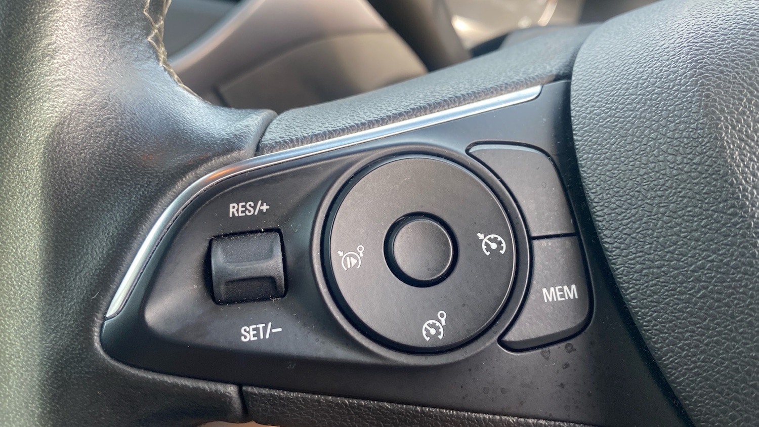 Used Vauxhall Crossland 2023 for sale - 76305208: Photo 23