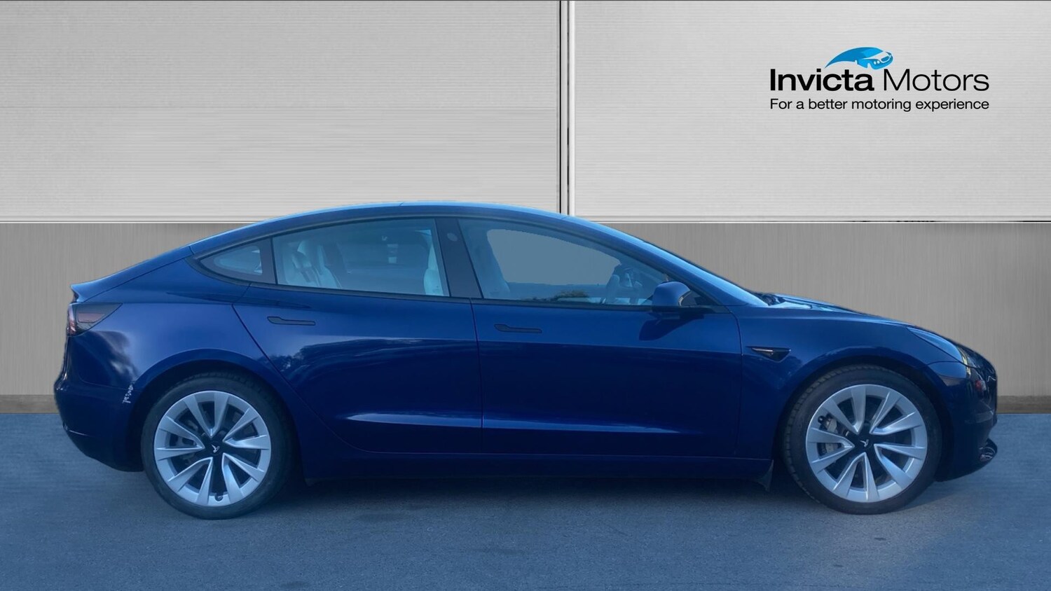 Used Tesla Model 3 2021 for sale - 76040486: Photo 2