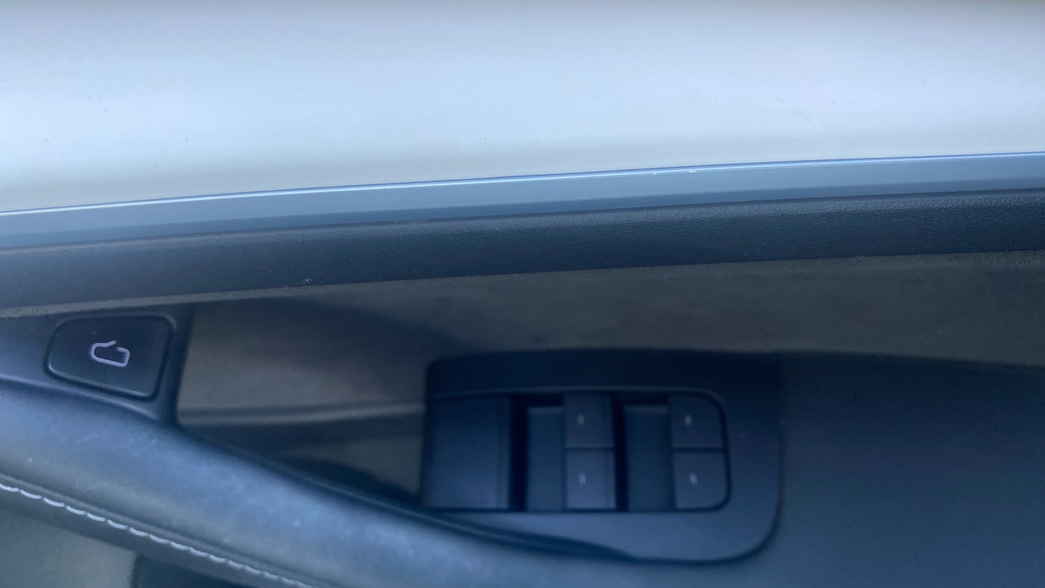 Used Tesla Model 3 2021 for sale - 76040486: Photo 23