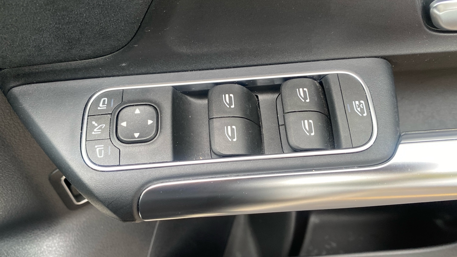 Used Mercedes-Benz EQA 2022 for sale - 76211653: Photo 24