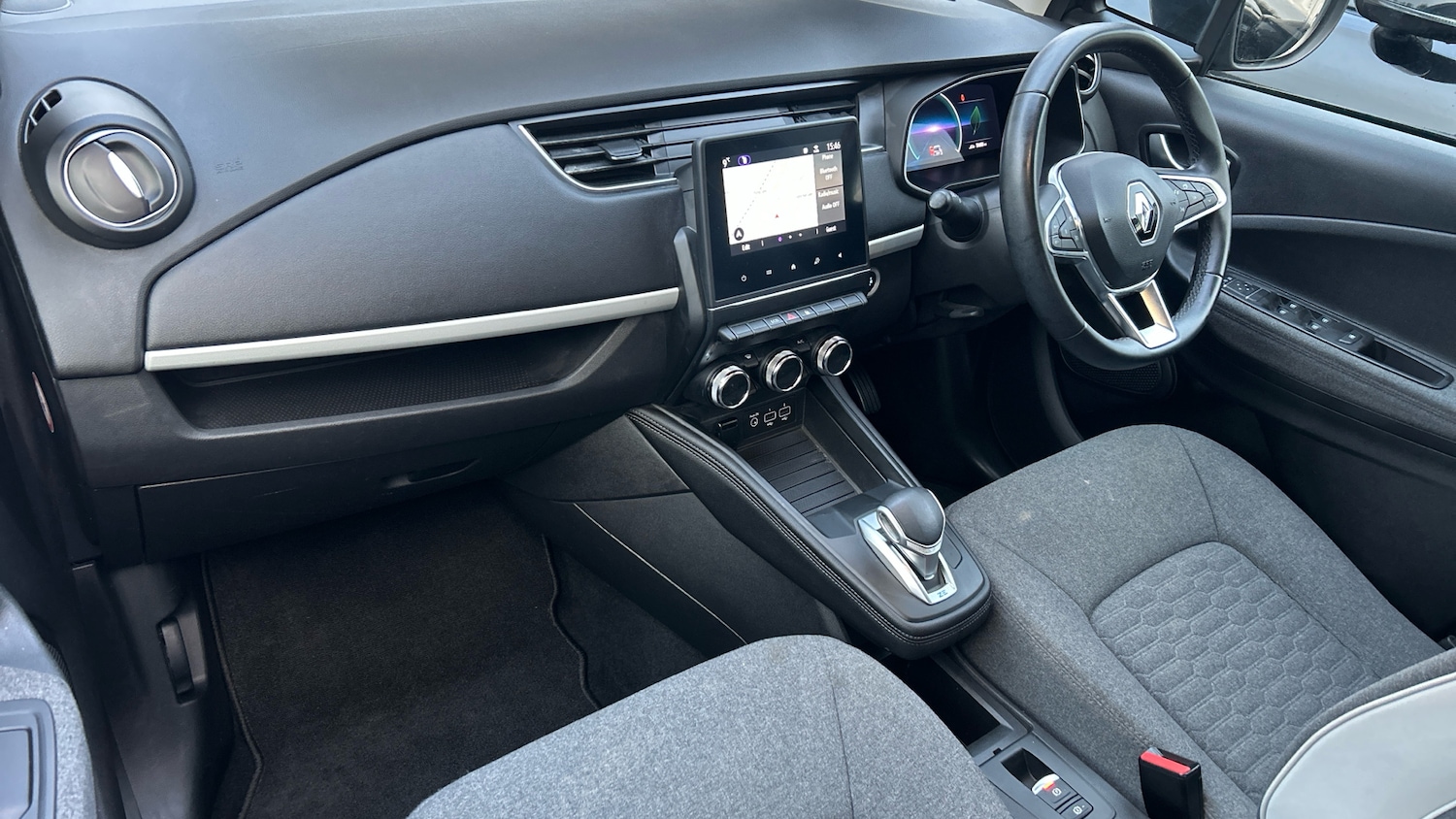 Used Renault Zoe 2021 for sale - 77189168: Photo 10