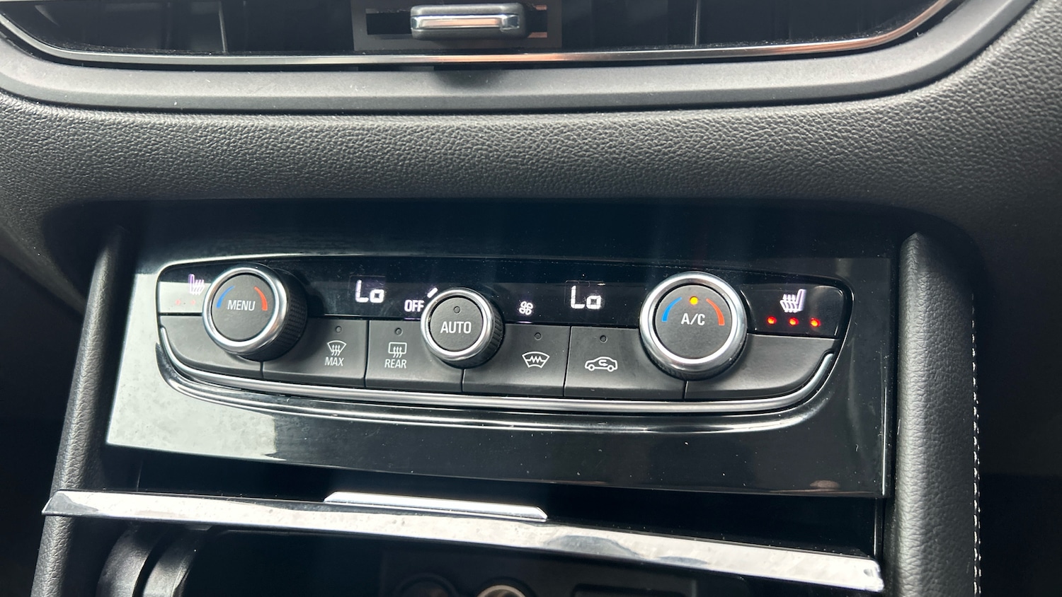 Used Vauxhall Grandland 2022 for sale - 77251112: Photo 22