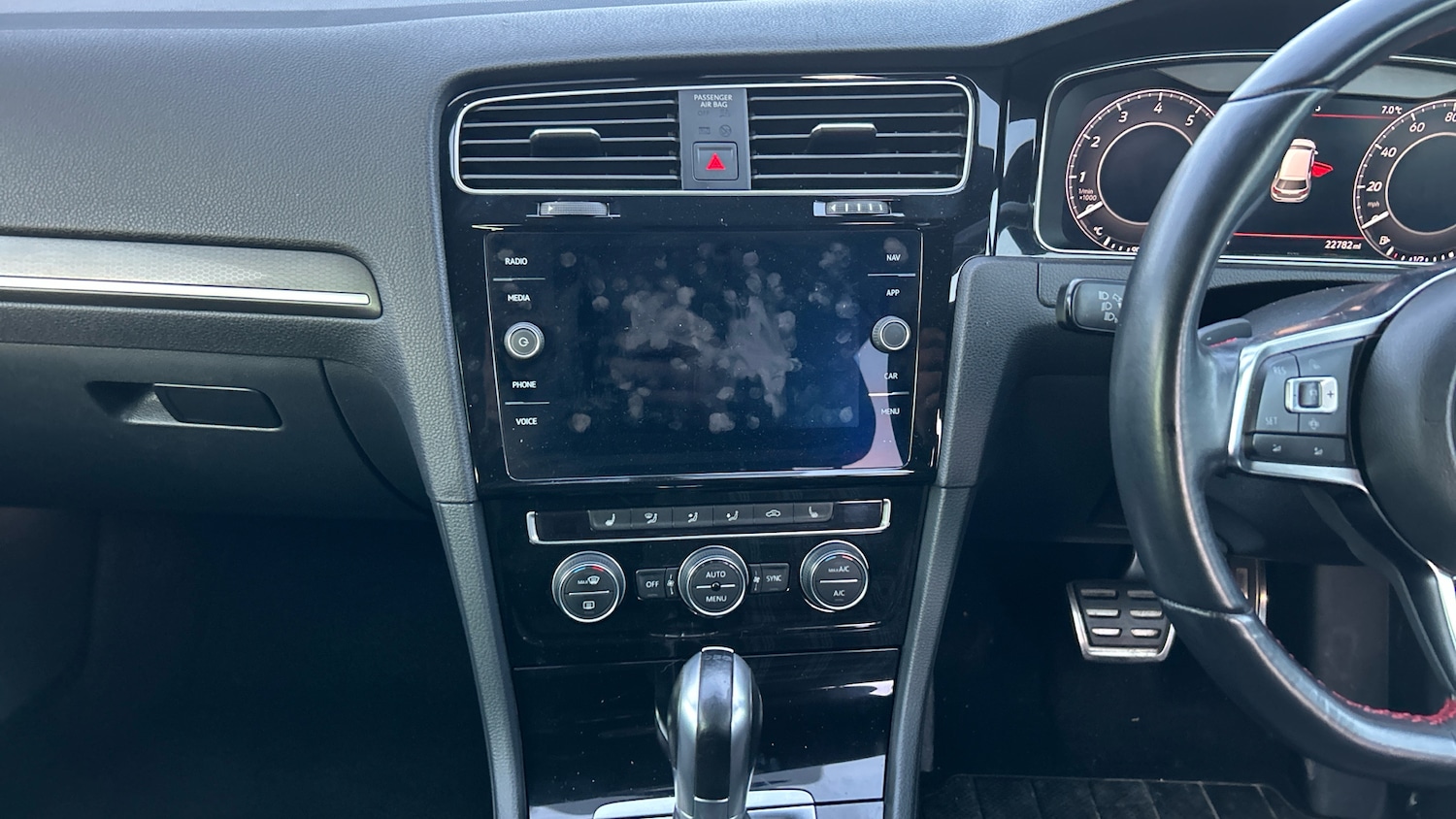 Used Volkswagen Golf 2020 for sale - 76924241: Photo 12