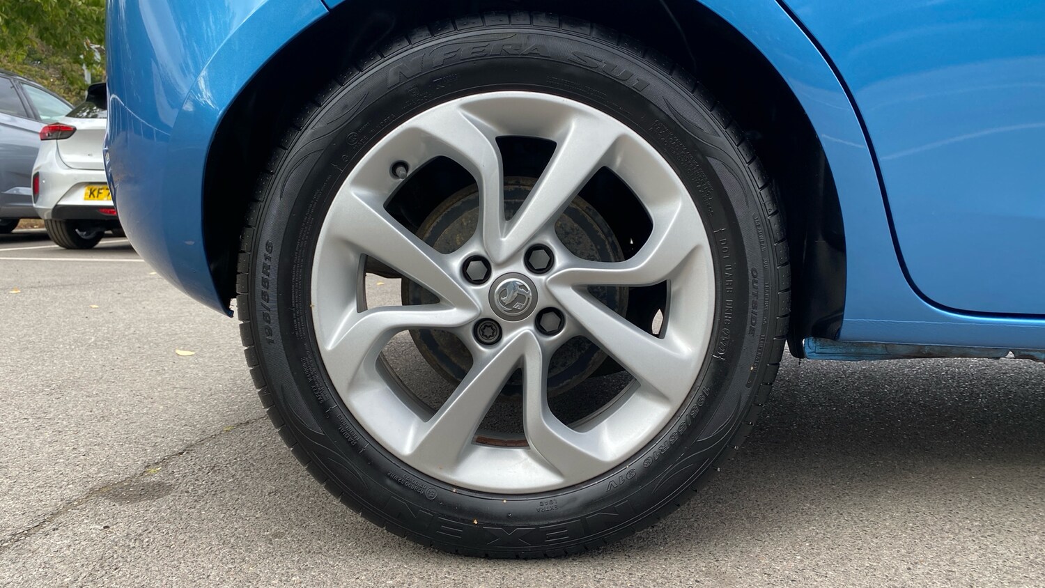 Vehicle 19