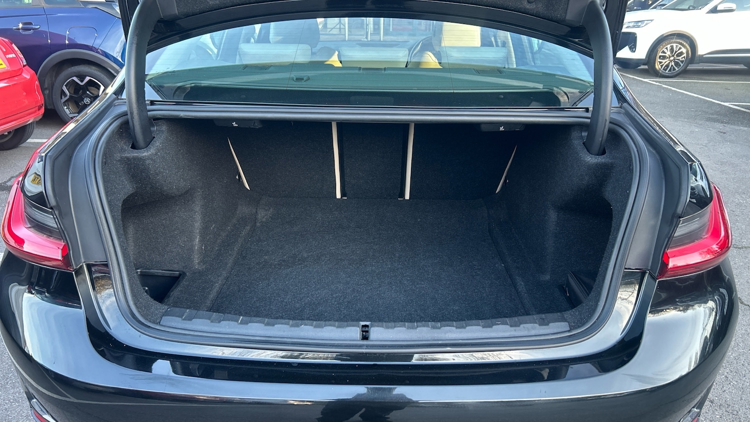 Used BMW 3 Series 2020 for sale - 77990378: Photo 15