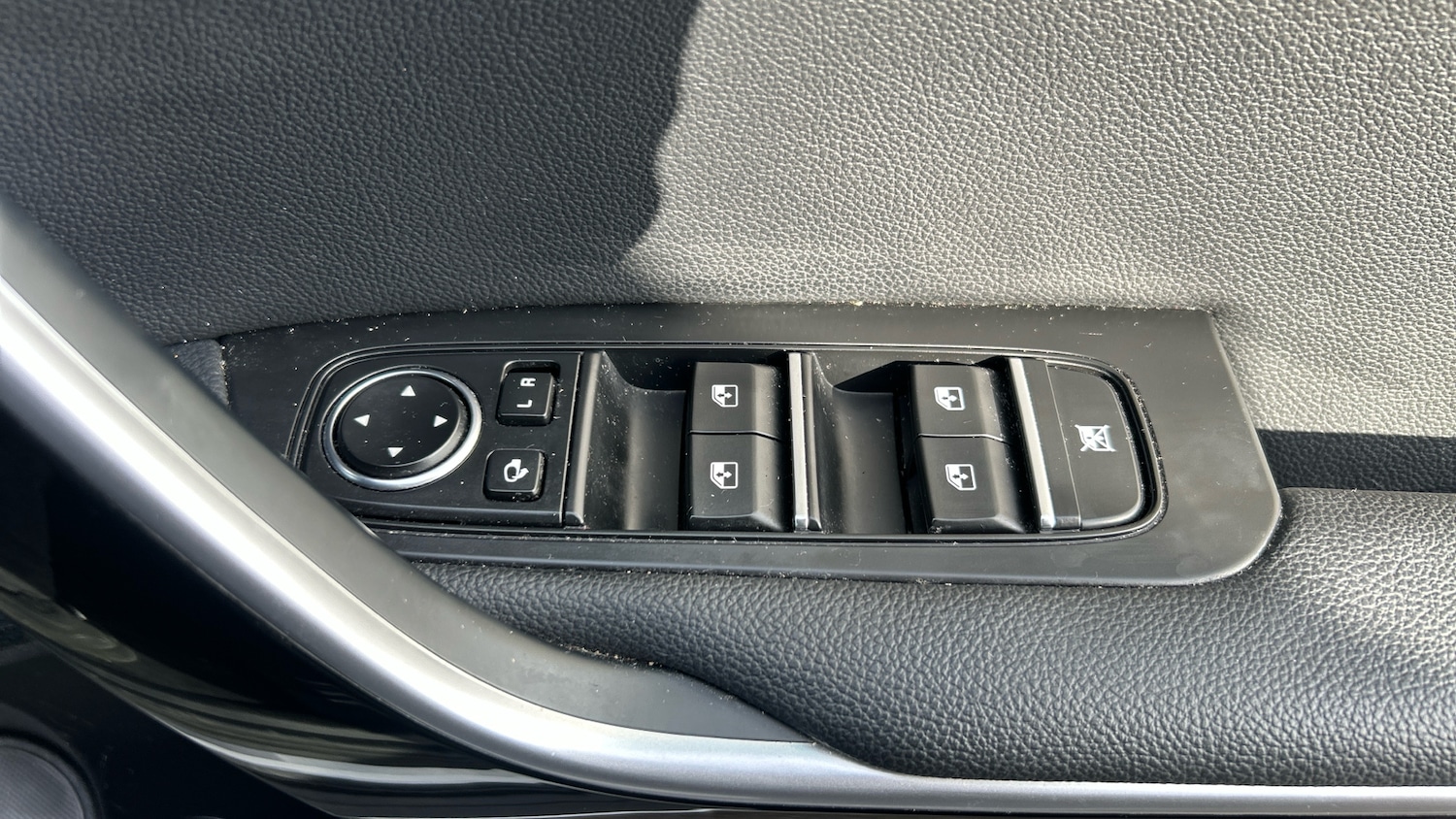 Used Kia XCeed 2022 for sale - 77837064: Photo 25