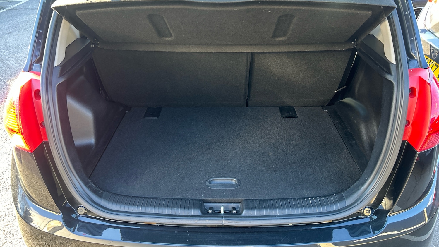 Used Kia Venga 2016 for sale - 78098038: Photo 15