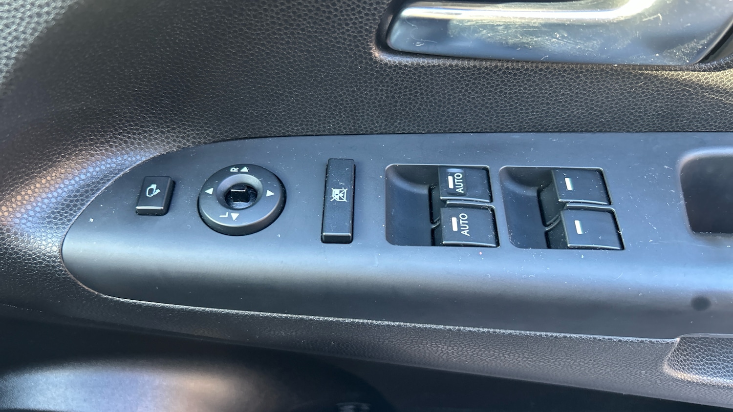 Used Kia Venga 2016 for sale - 78098038: Photo 21