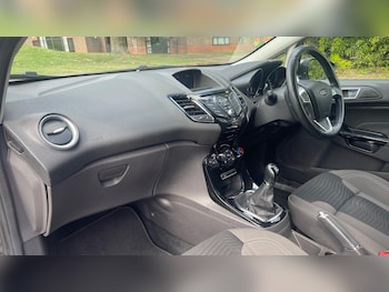 Used Ford Fiesta 2016 for sale - 78239468: Photo