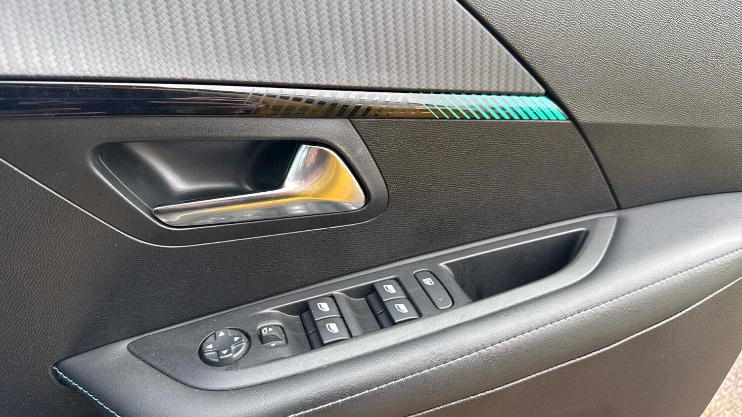 Used Peugeot 208 2024 for sale - 78021358: Photo 25