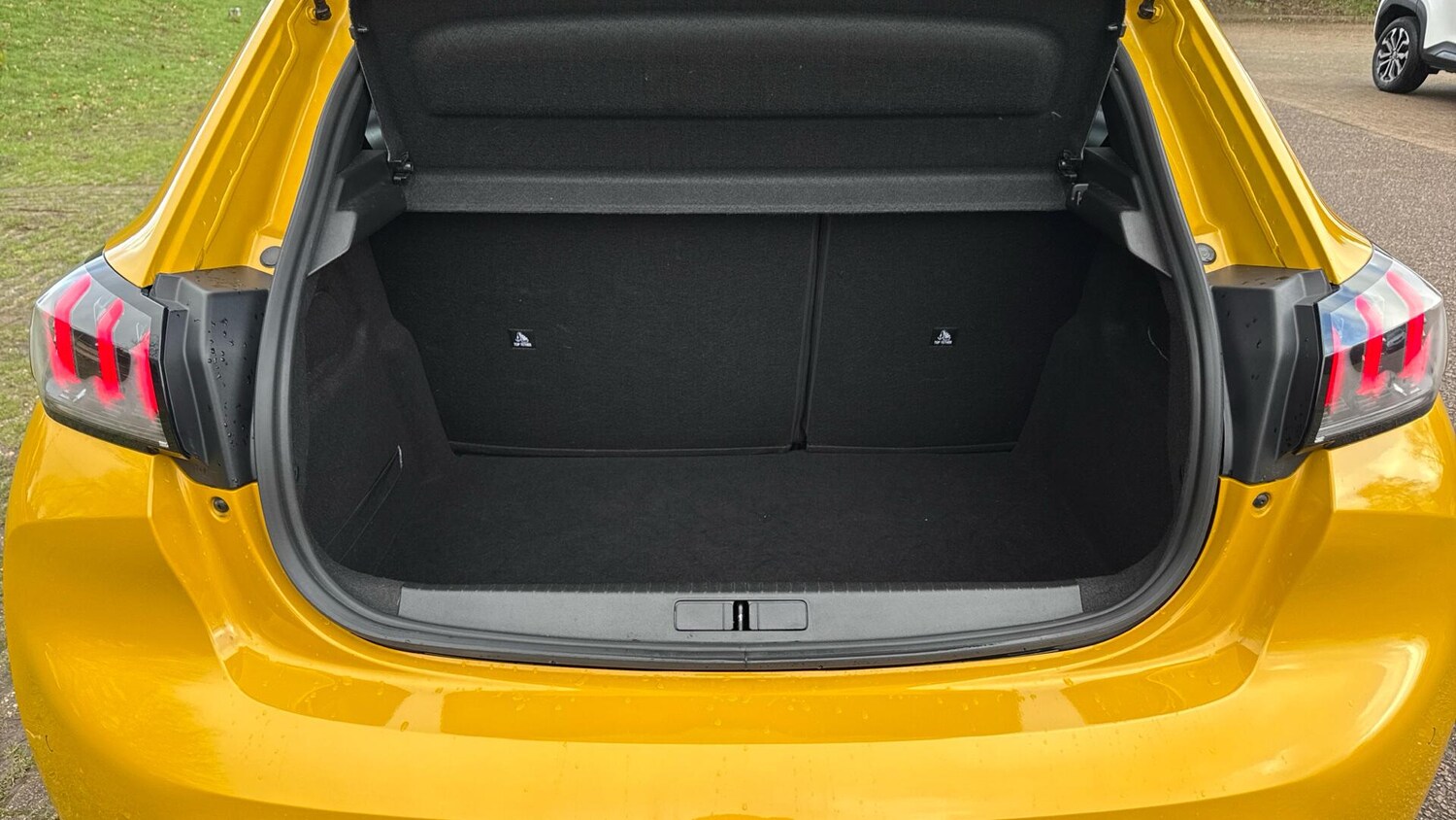 Used Peugeot 208 2024 for sale - 78021358: Photo 35