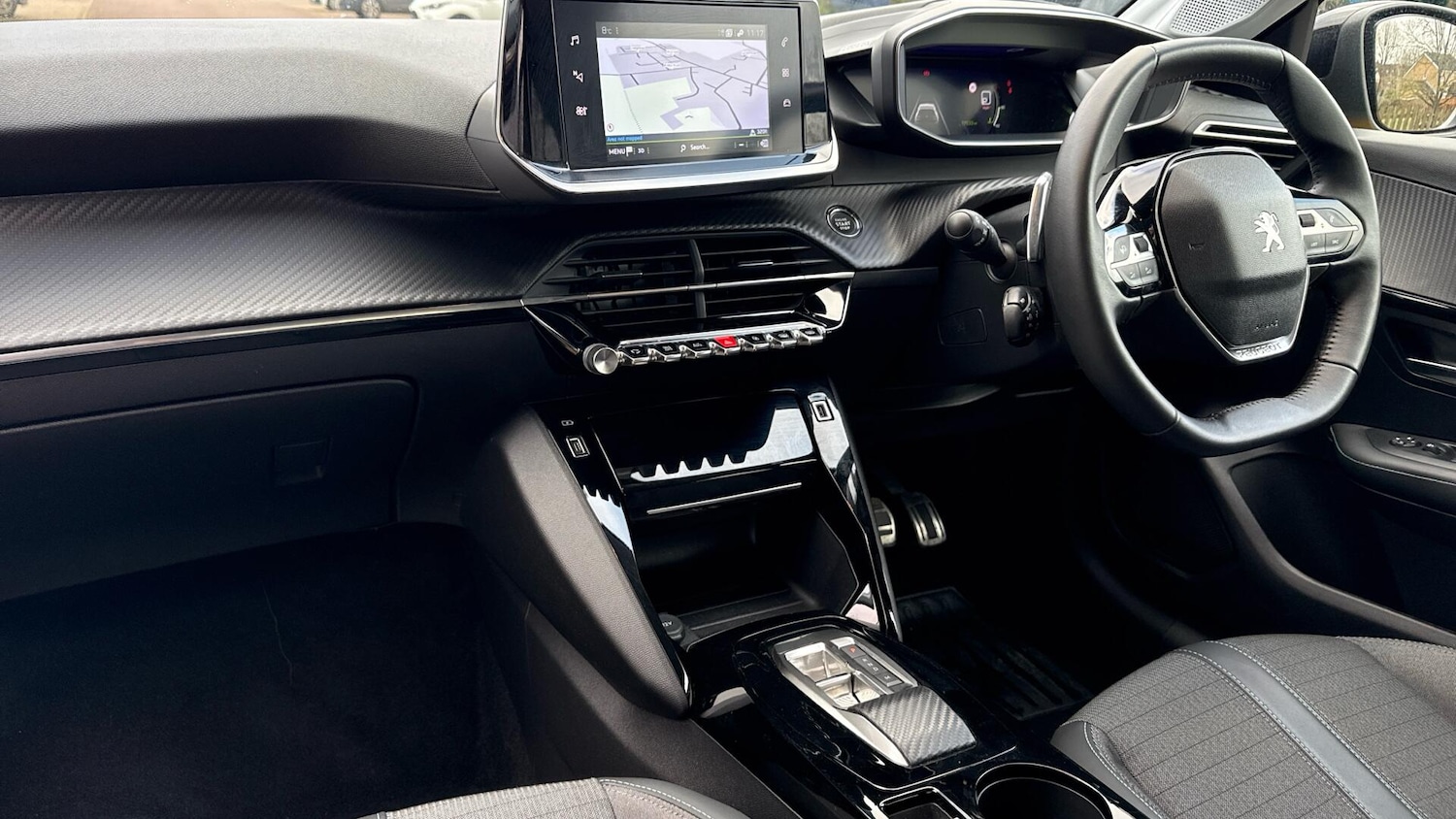 Used Peugeot 208 2024 for sale - 78021358: Photo 5