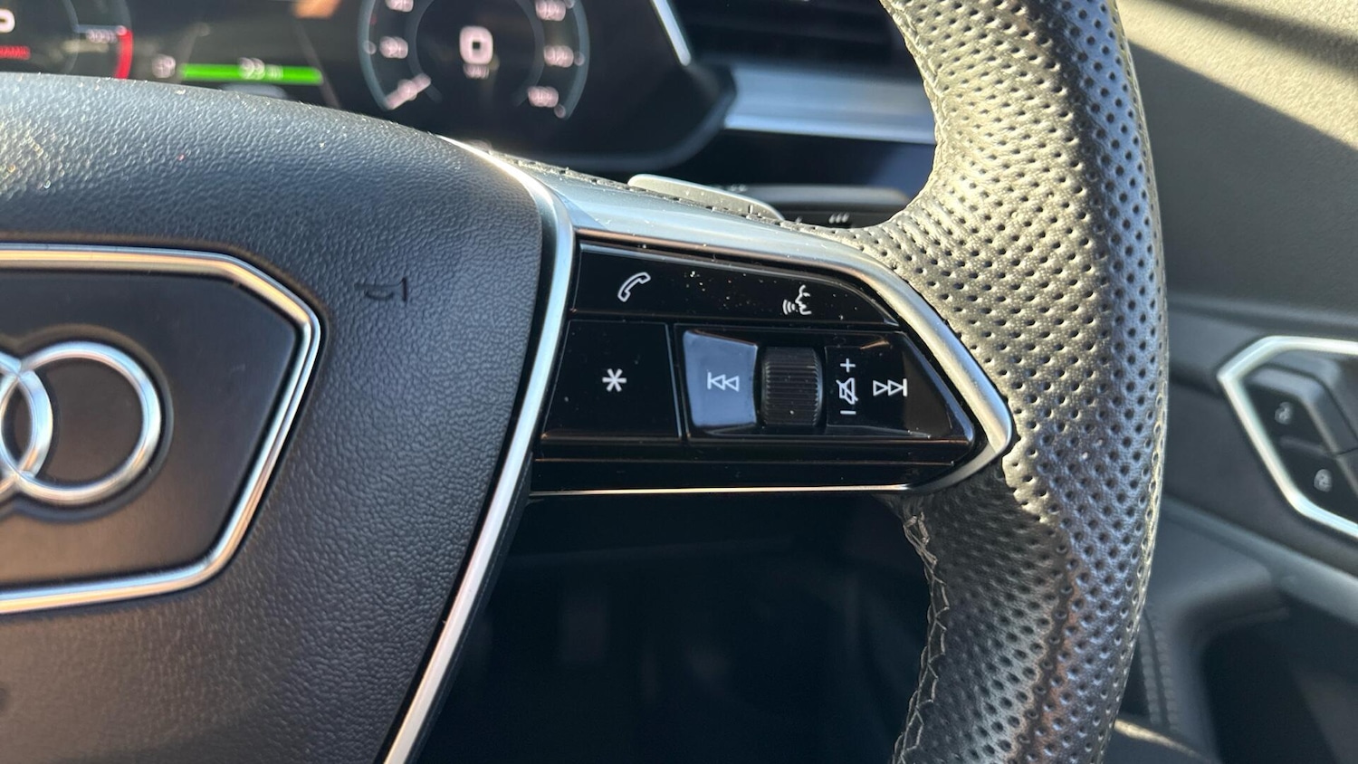 Used Audi e-tron 2022 for sale - 78179849: Photo 15