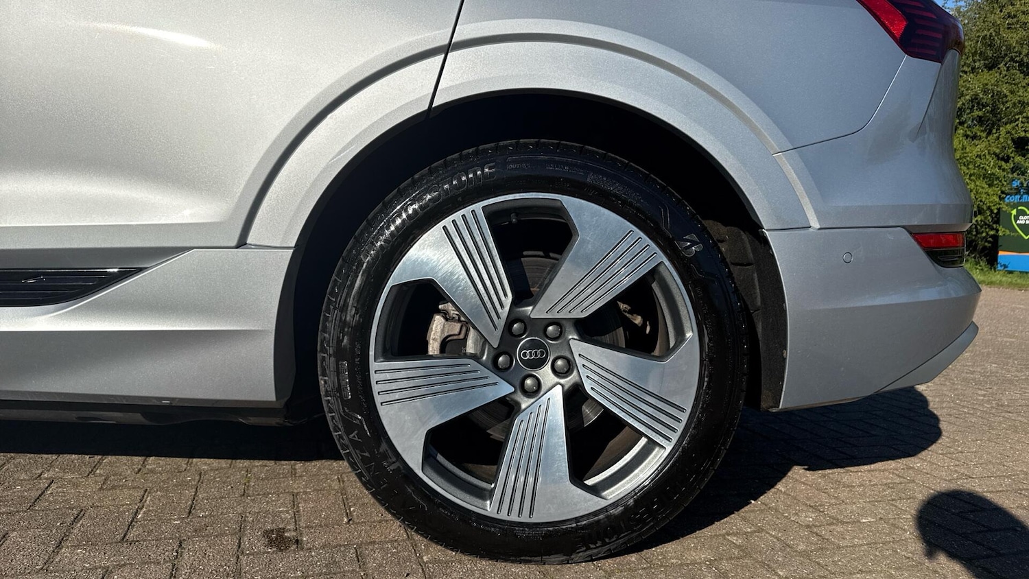 Used Audi e-tron 2022 for sale - 78179849: Photo 7