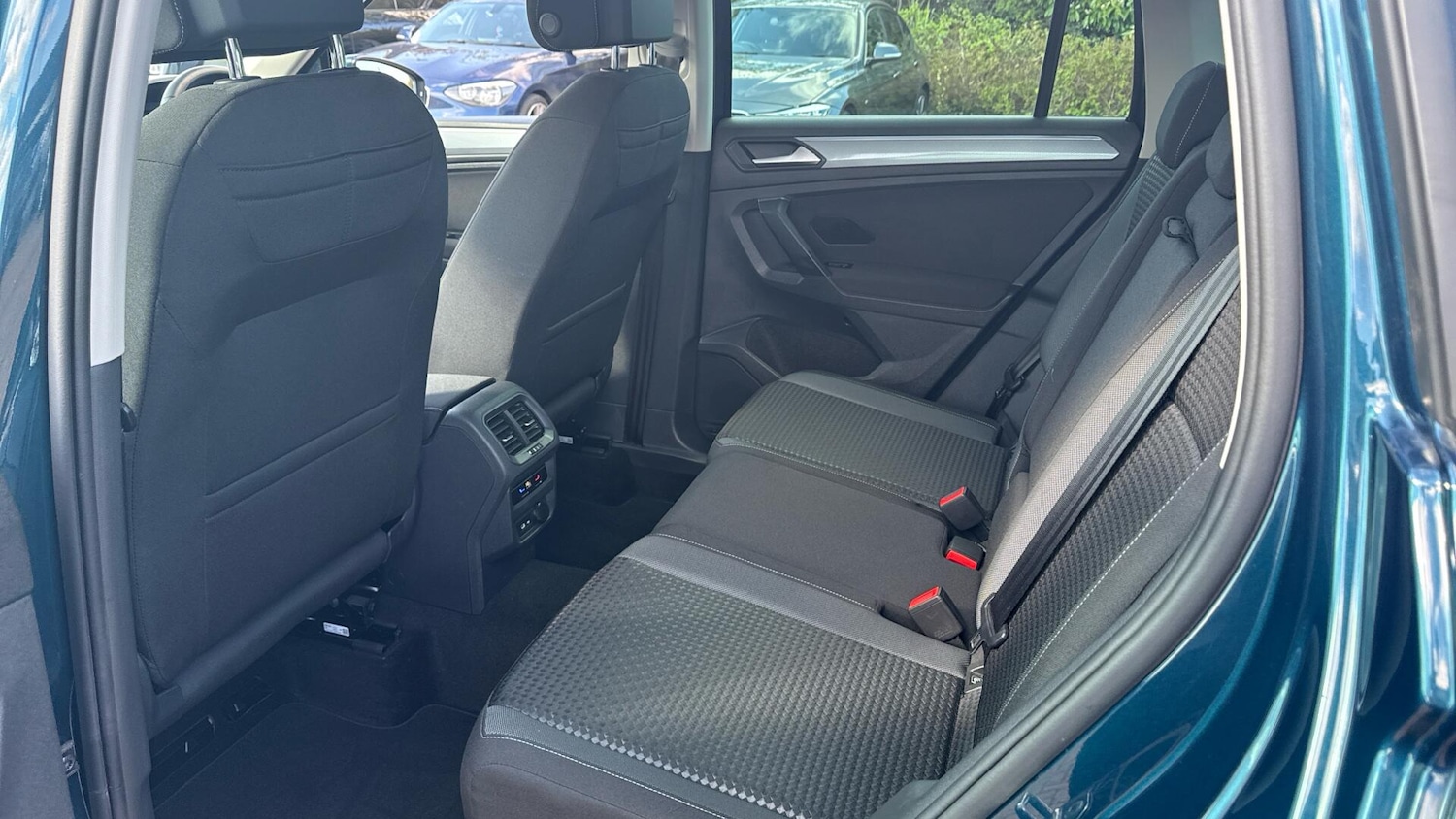 Used Volkswagen Tiguan 2021 for sale - 78133639: Photo 11