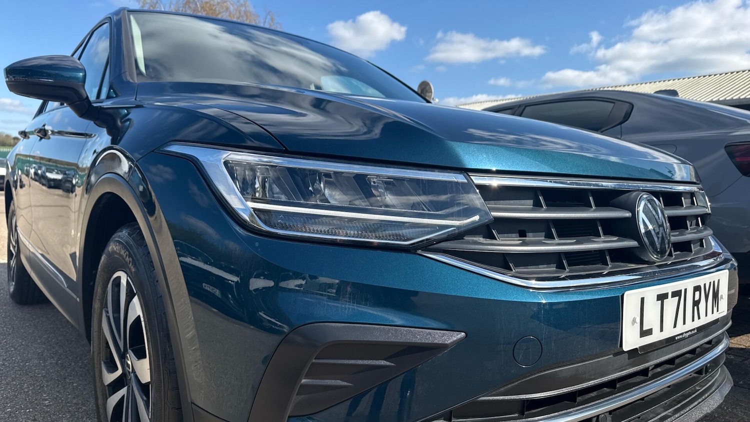 Used Volkswagen Tiguan 2021 for sale - 78133639: Photo 5