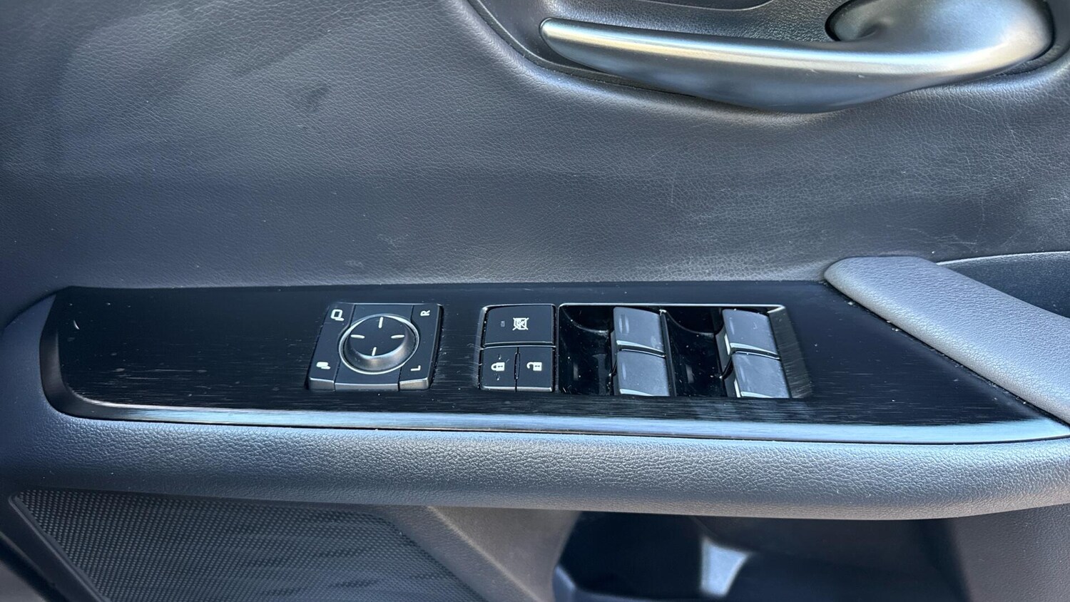 Used Lexus UX 2020 for sale - 78021356: Photo 12