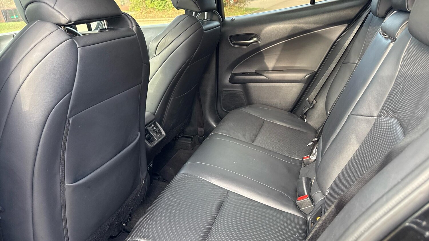 Used Lexus UX 2020 for sale - 78021356: Photo 8