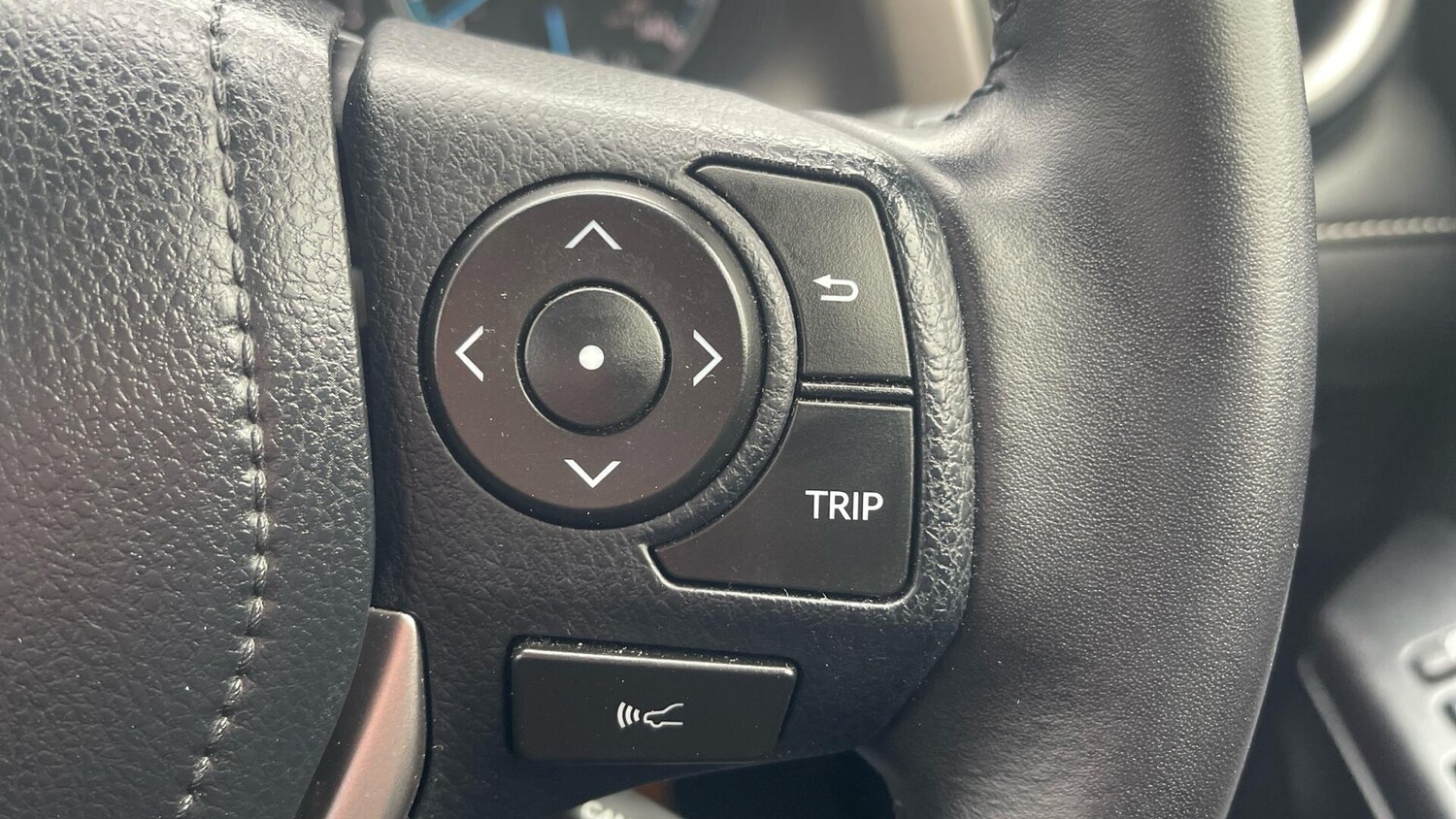 Used Toyota RAV4 2016 for sale - 78021357: Photo 10