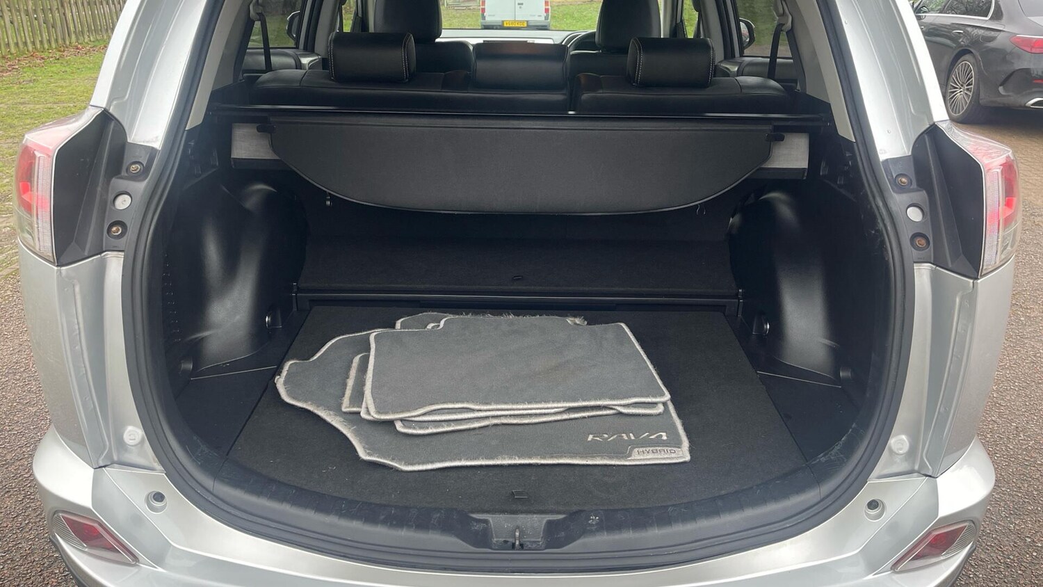 Used Toyota RAV4 2016 for sale - 78021357: Photo 35