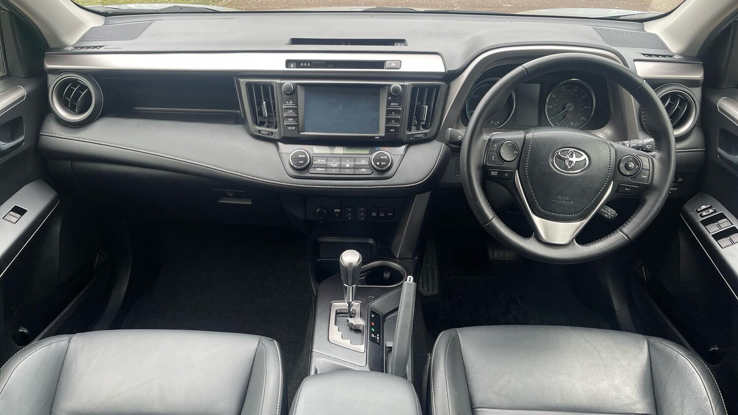 Used Toyota RAV4 2016 for sale - 78021357: Photo 6