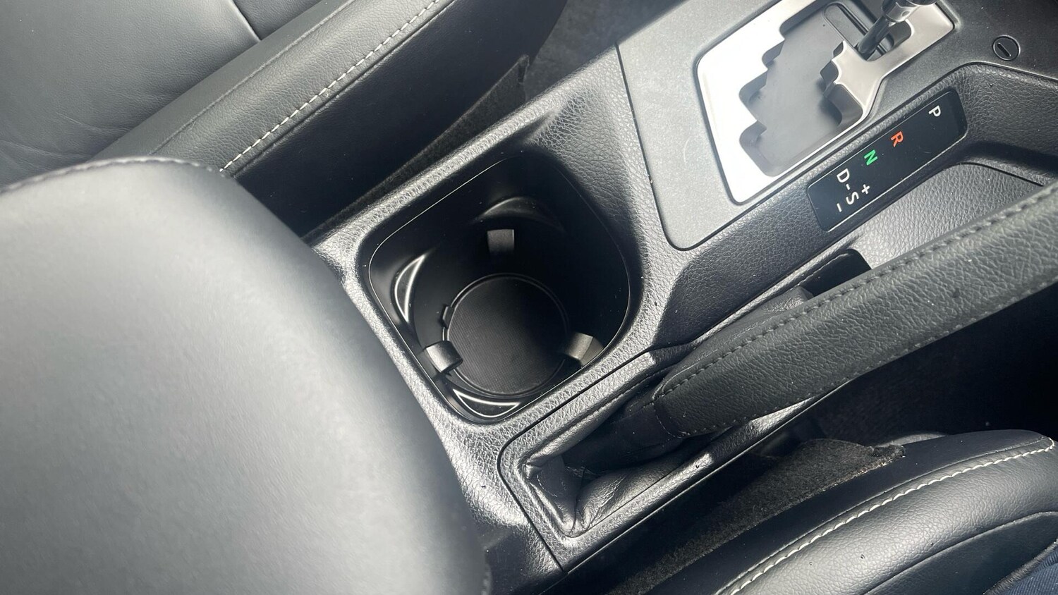 Used Toyota RAV4 2016 for sale - 78021357: Photo 8