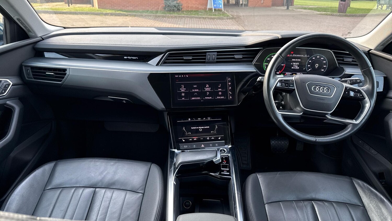 Used Audi e-tron 2021 for sale - 78014573: Photo 9