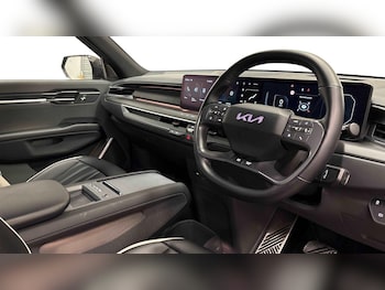 Used Kia EV9 2024 for sale - 78094596: Photo