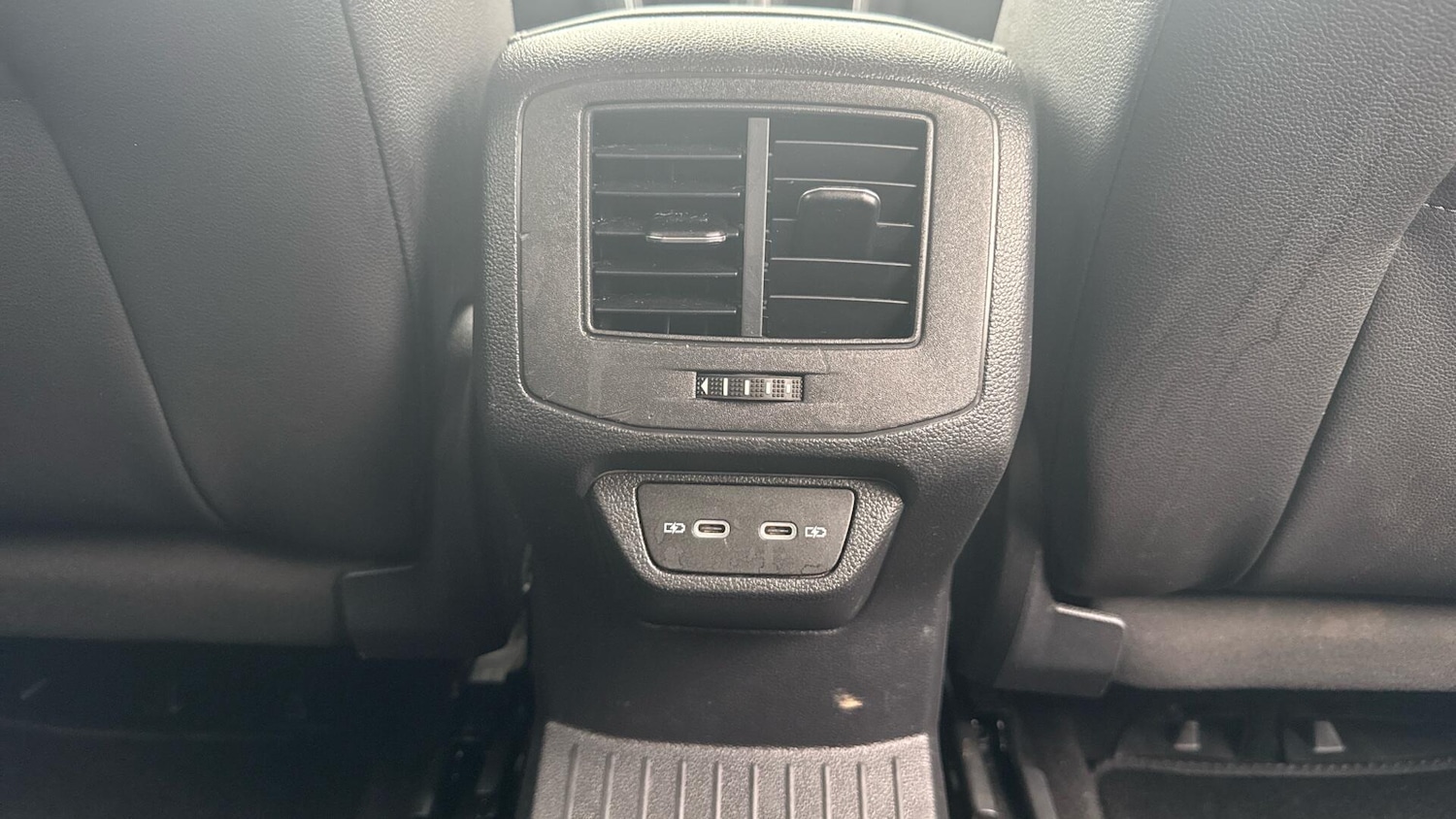 Used Volkswagen T-Roc 2021 for sale - 78055311: Photo 20